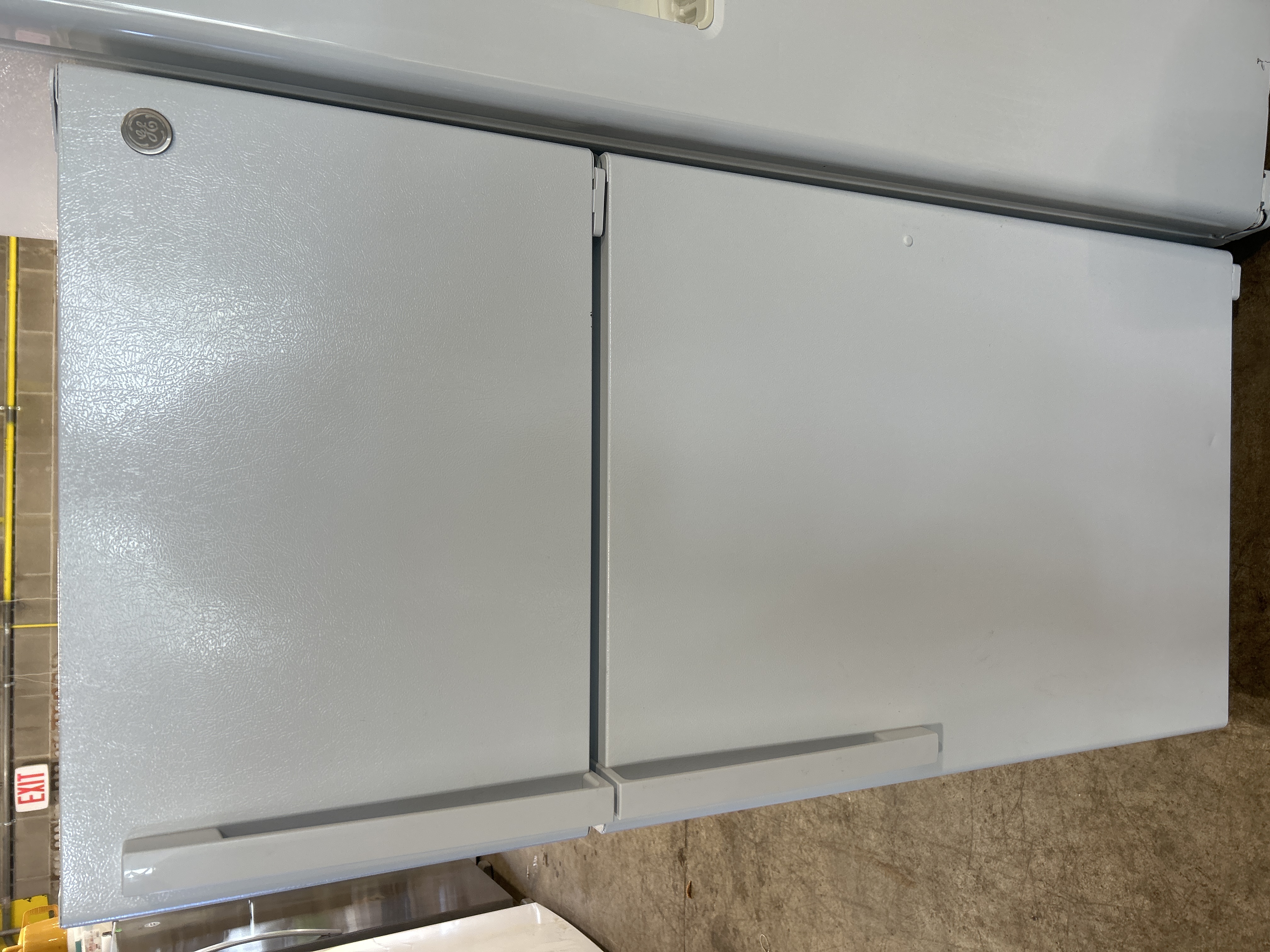 GE Refrigerator