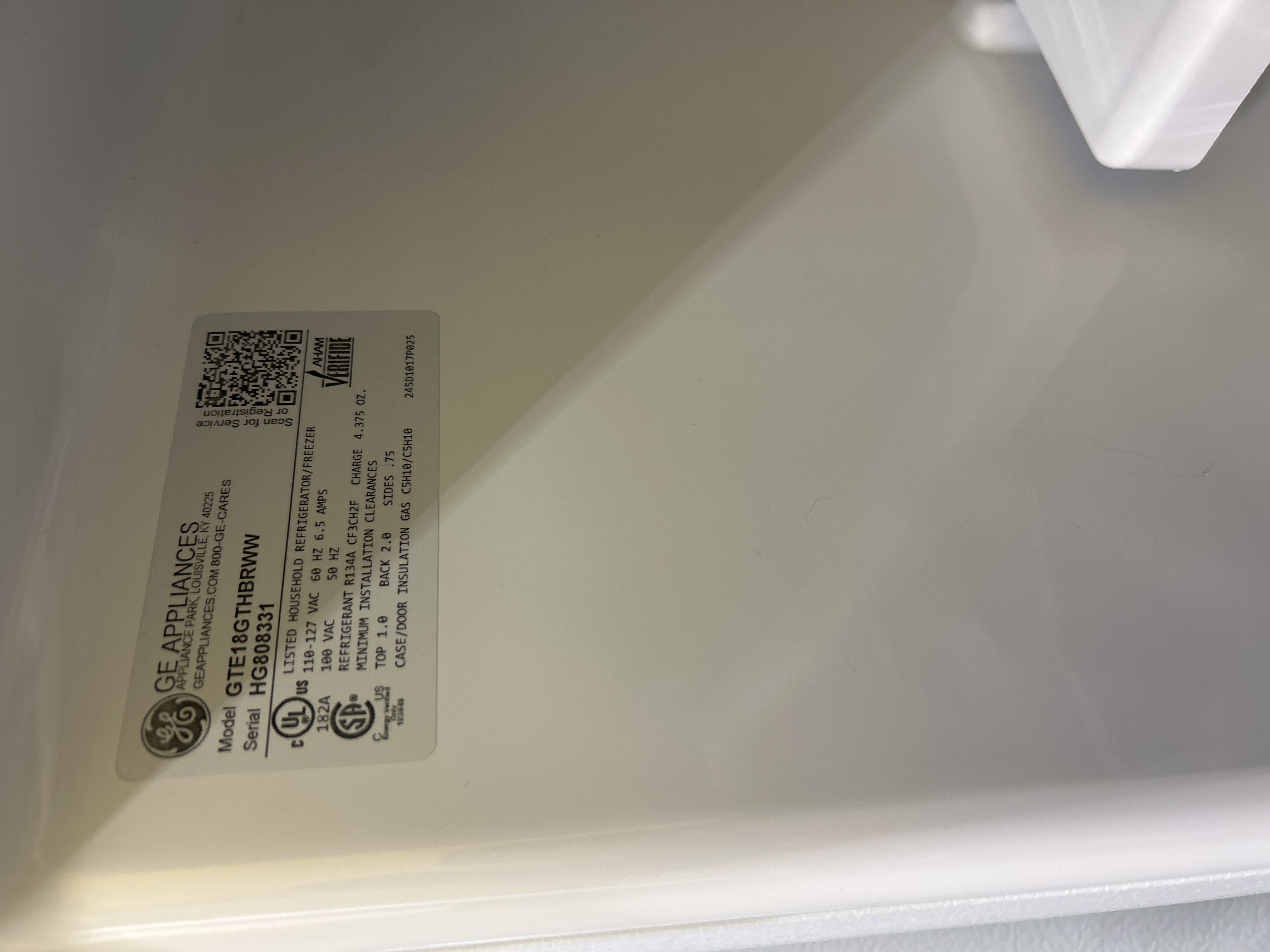 GE Refrigerator